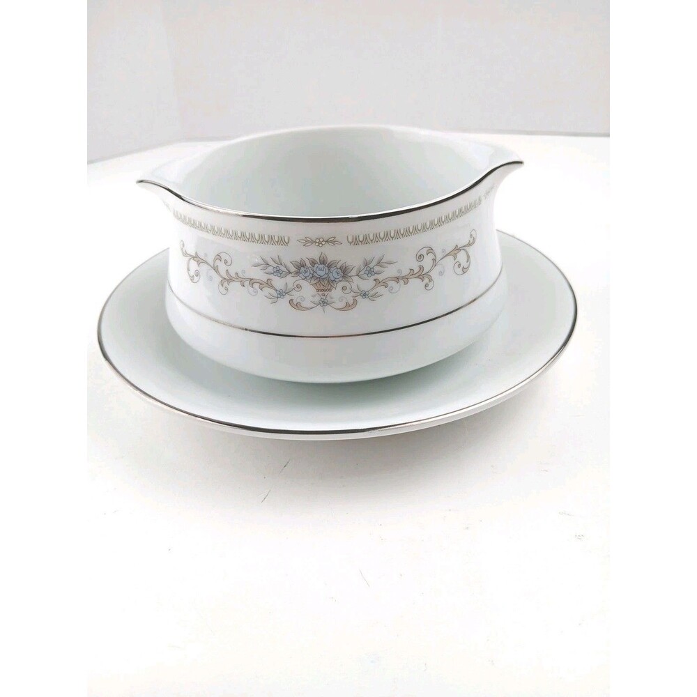 Wade Diane Fine China Gravy Boat w Attached Underplate Made in Japan